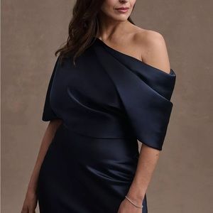 Amsale Pryce Off-Shoulder Satin Column Gown